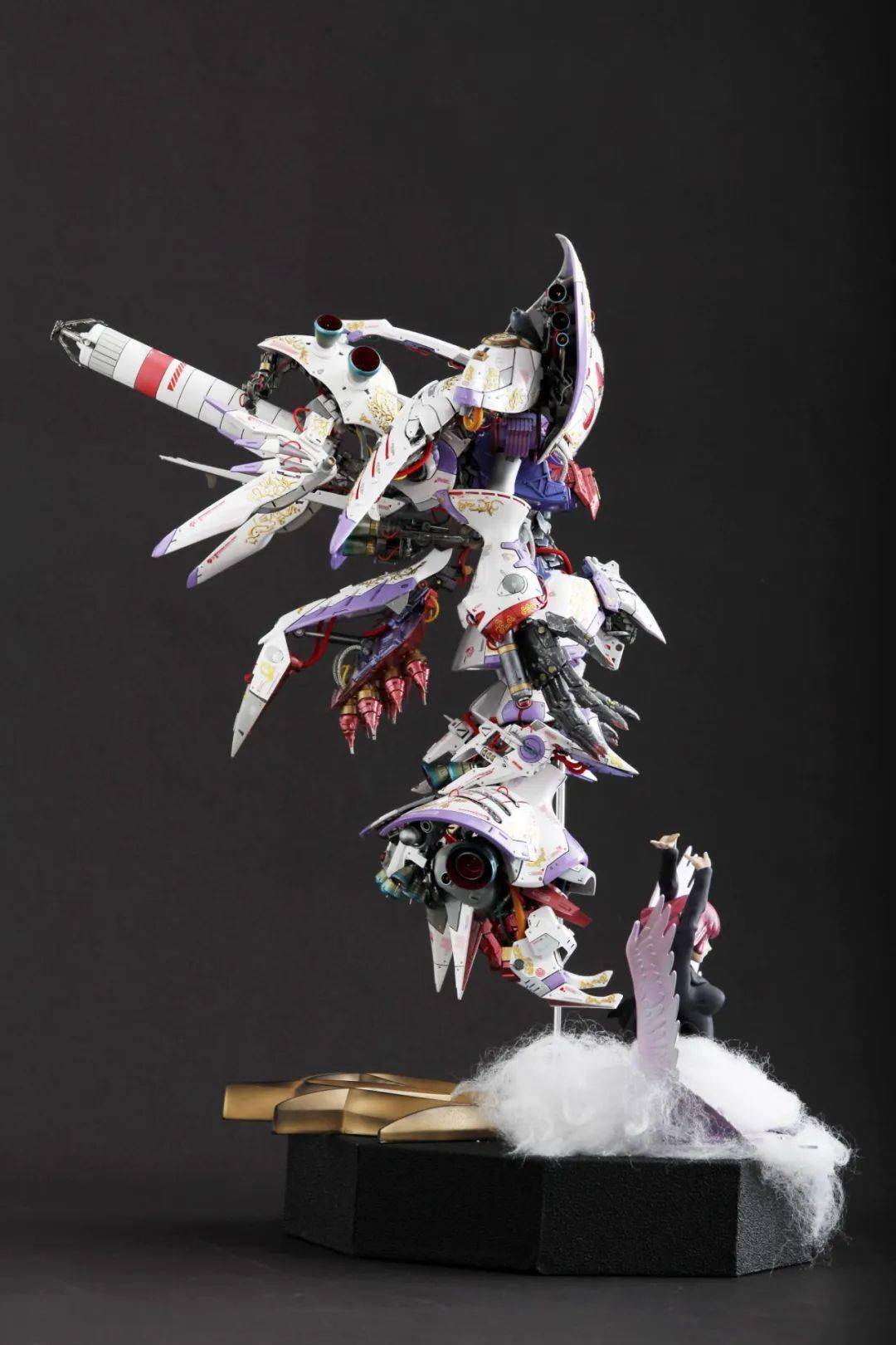 豪华的哈曼座驾,mg卡碧尼诅咒大变身_公众_改造_模型