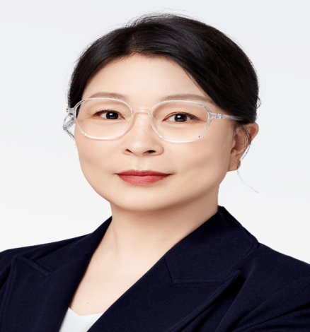 主讲人王雪峰，高级健康管理师，公共营养师李医生工作室健康管理讲师，
