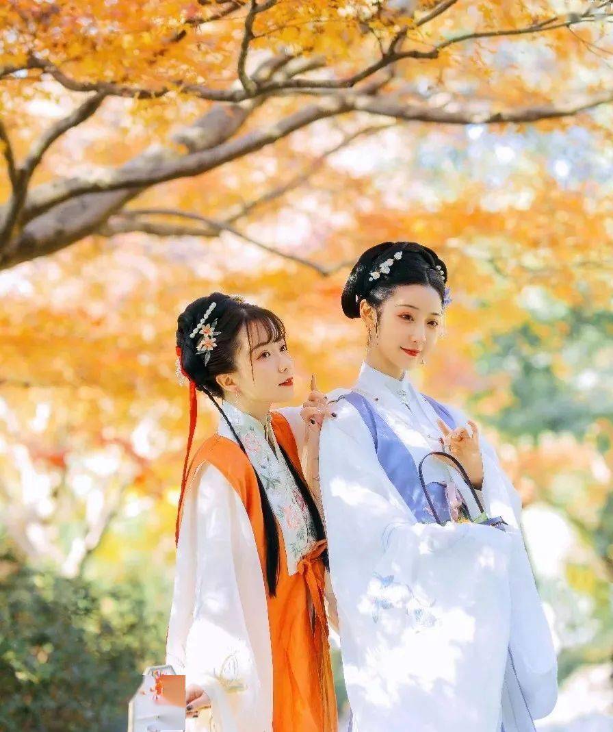 汉服摄影 | 汉服闺蜜该怎么拍?三个姿势拍出最美闺蜜照!