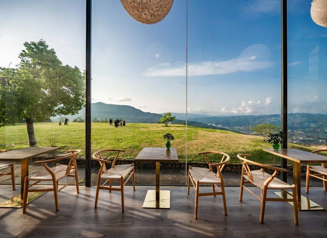 02一个全新的公共文化空间816小镇816小镇位于涪陵白涛街道麦子坪,与