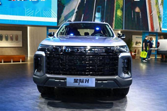 ü星际泰坦核芯:搭载了"中国心"双十佳发动机的上汽π2.