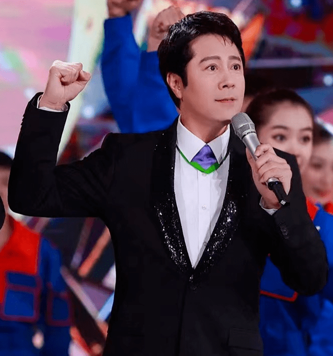 我敢说,今天十几亿人都在等他_蔡国庆_表演_父亲