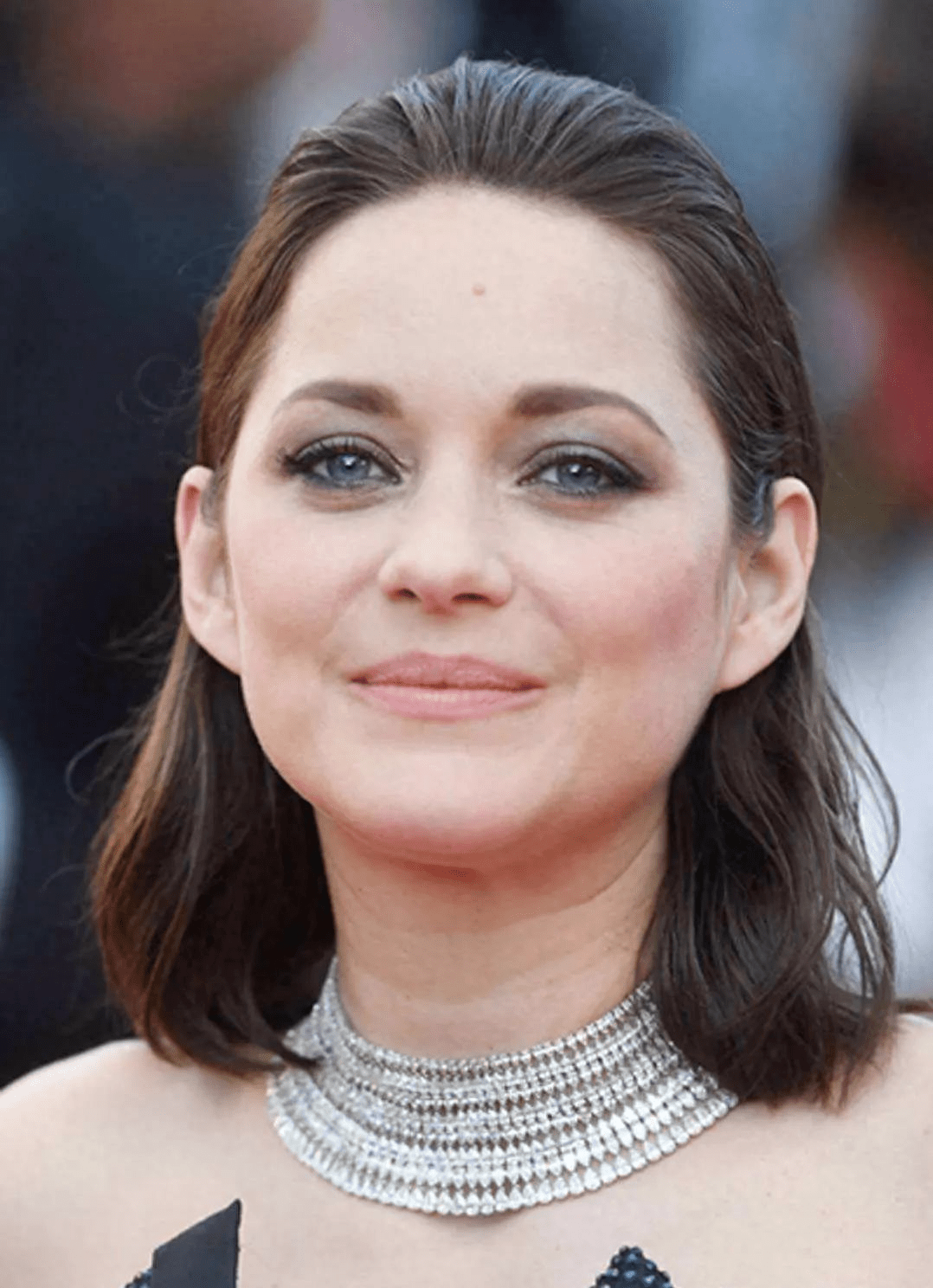 一根颈纹显老十岁,做好这三步,轻松提高颈部的颜值!_皮肤_年龄_肌肤