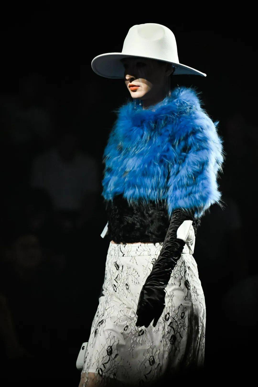 x中港皮具城原创品牌联合发布会,带来异闻,设计·谷,阅前,言午木木