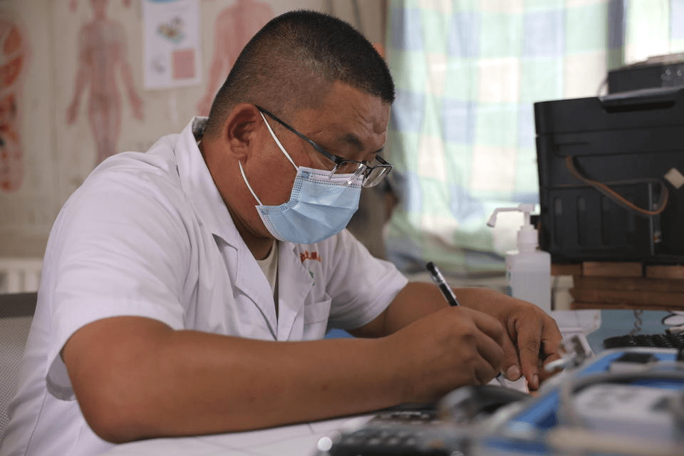 刘元树说:"我是在湖区长大,对湖区的生活生产方式