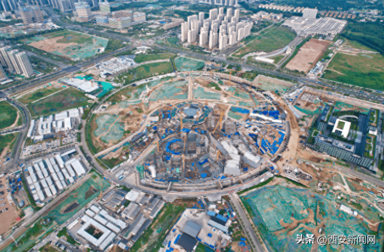 未来之瞳·瞳系列项目建设又有新进展 南区主体结构全面封顶_区域_机电