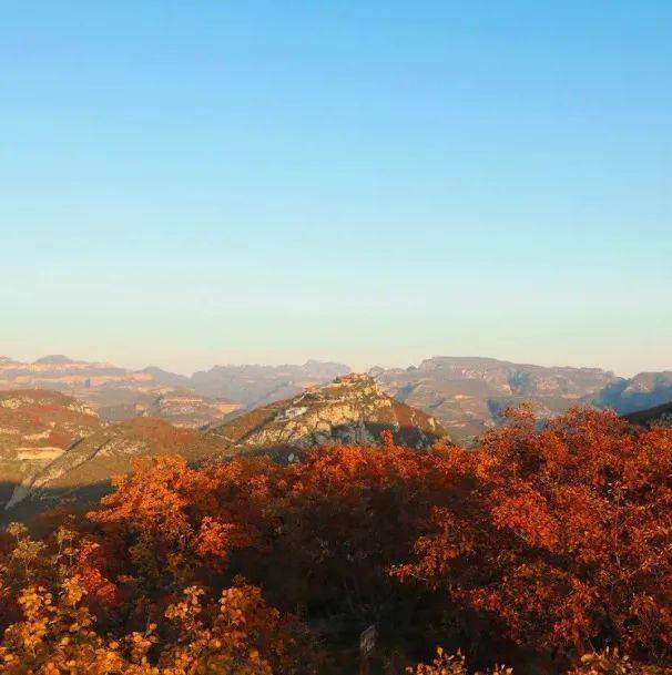 2022年佛照山又见佛照山,倾心相许在这巍峨但不高