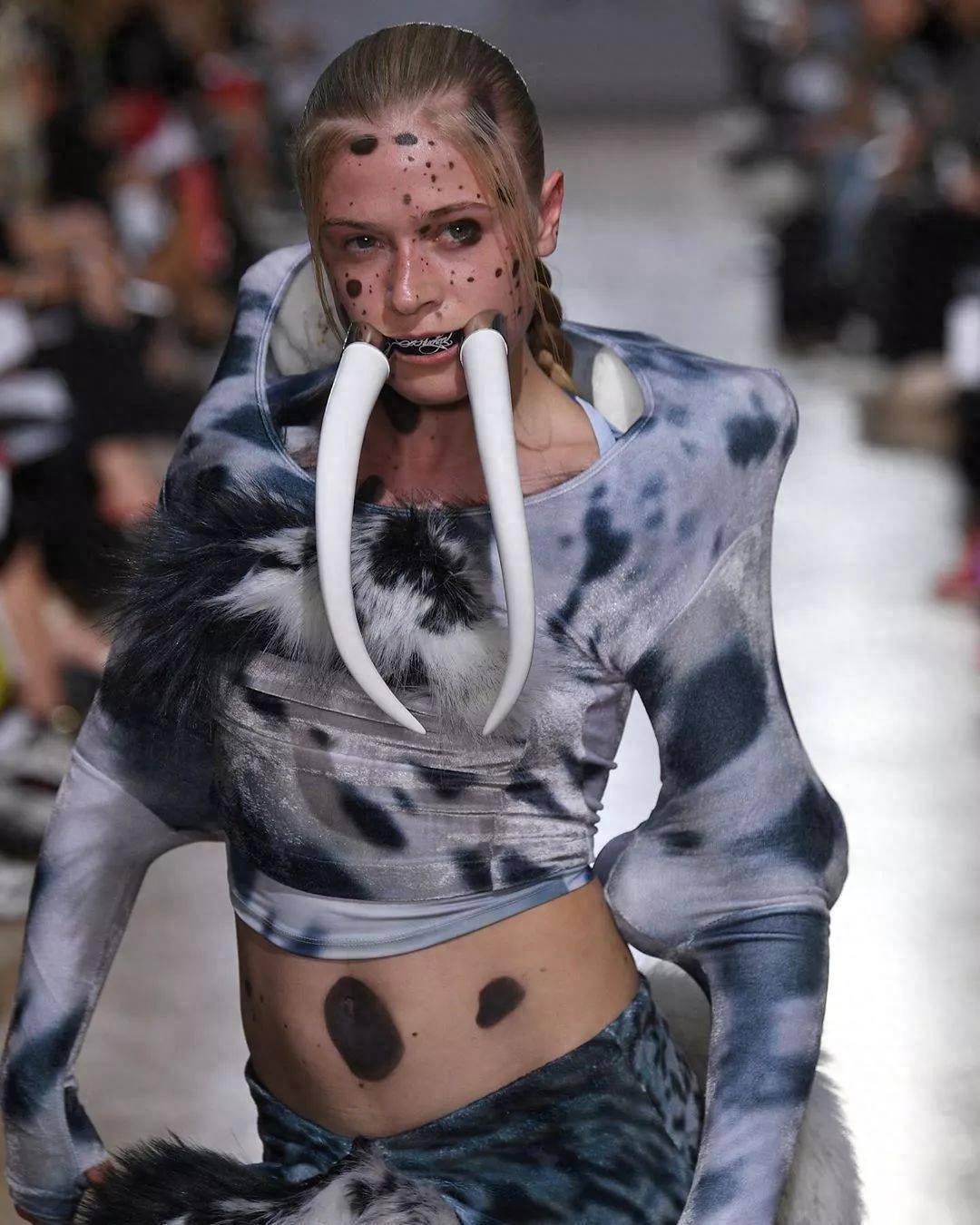 发型和化妆可以成就一个系列也可以毁掉一个系列