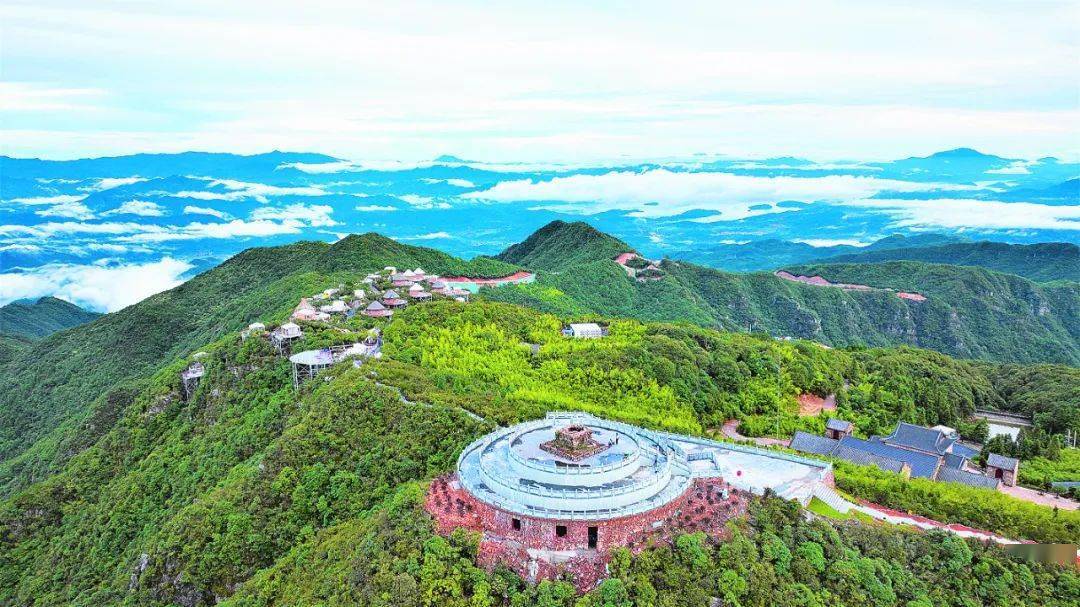 回龙山:景美人旺_游客_景区_旅游