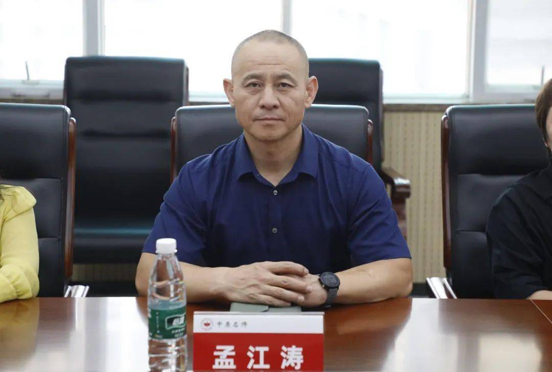 横跨2000多公里,30位中原名师在东天山脚下的援疆情_教育_活动_哈密市