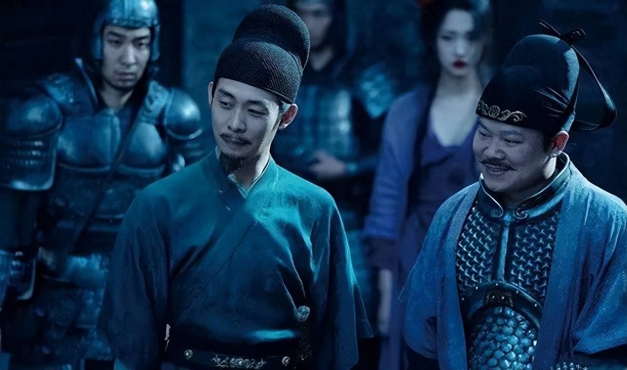 《满江红》张译.言承旭则仍可以在46岁的年纪用硬朗的腹肌征服观众.