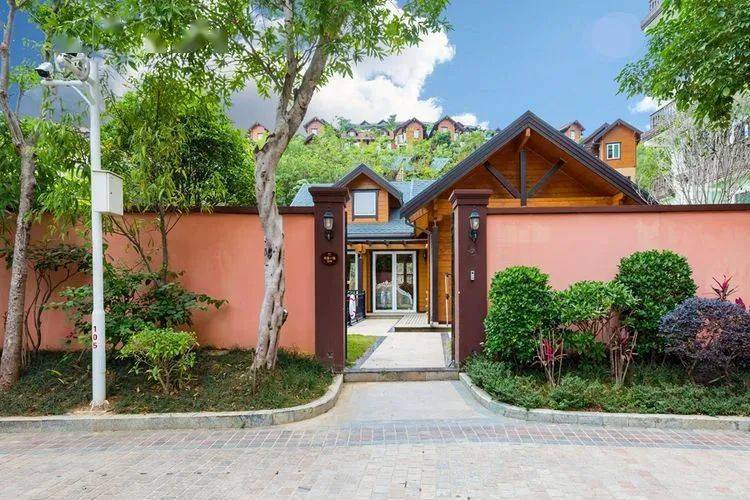 入住巴伐利亚庄园,打卡德式童话王国,玩水上乐园,泡国药温泉_风情