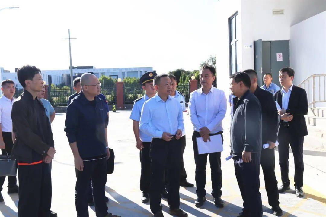 【干部在岗 群众过节】区领导张艳林带队到高丽营镇开展安全生产,城市