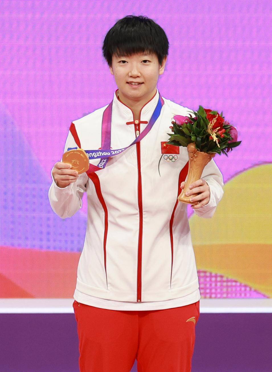 乒乓球——孙颖莎夺得女子单打冠军_新华社_比赛_王鹏