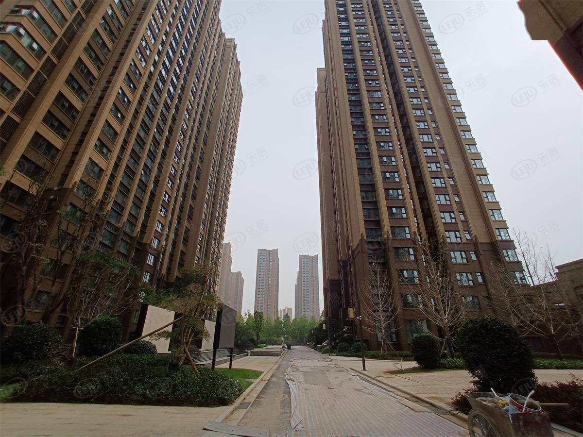 郑州二七亚星环翠居 报价公布 约12500元/㎡_生活_楼盘_户型