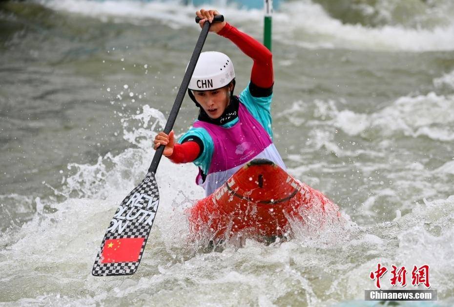杭州亚运会)黄娟获得皮划艇激流回旋女子单人划艇冠军_高清_图片_中国