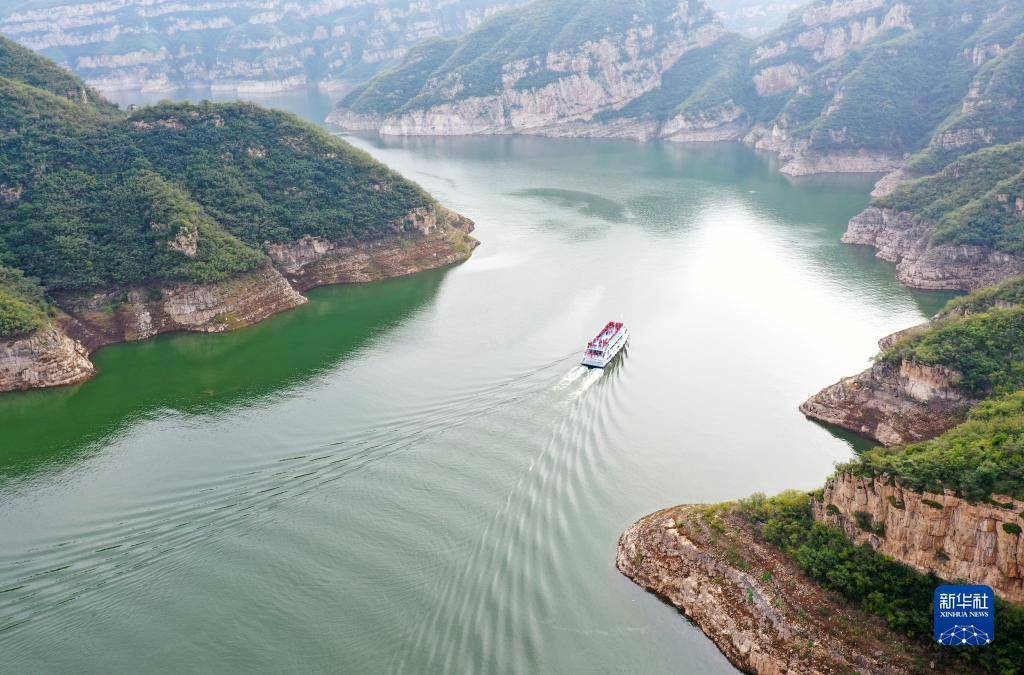 新时代中国调研行·黄河篇丨黄河三峡 秋景如画_济源_河南_新华社