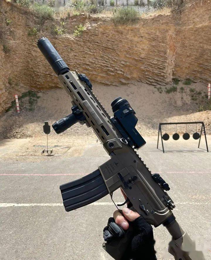 【以色列ar】 iwi公司arad突击步枪美图_战术_公众_备份