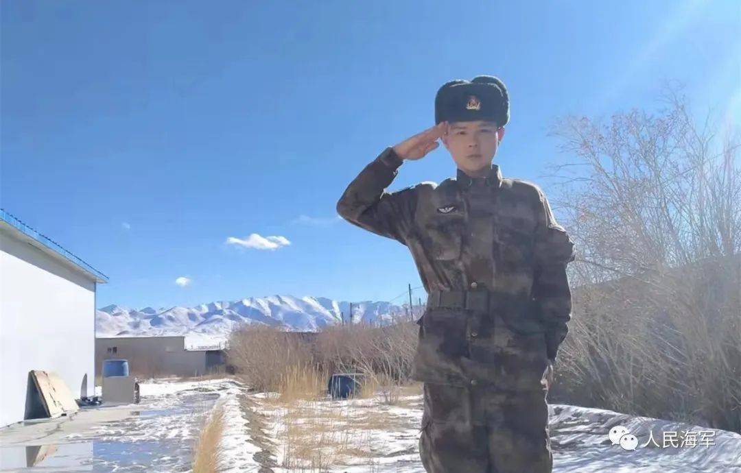 他,3次入伍,3个军种!_王士_战友_军装