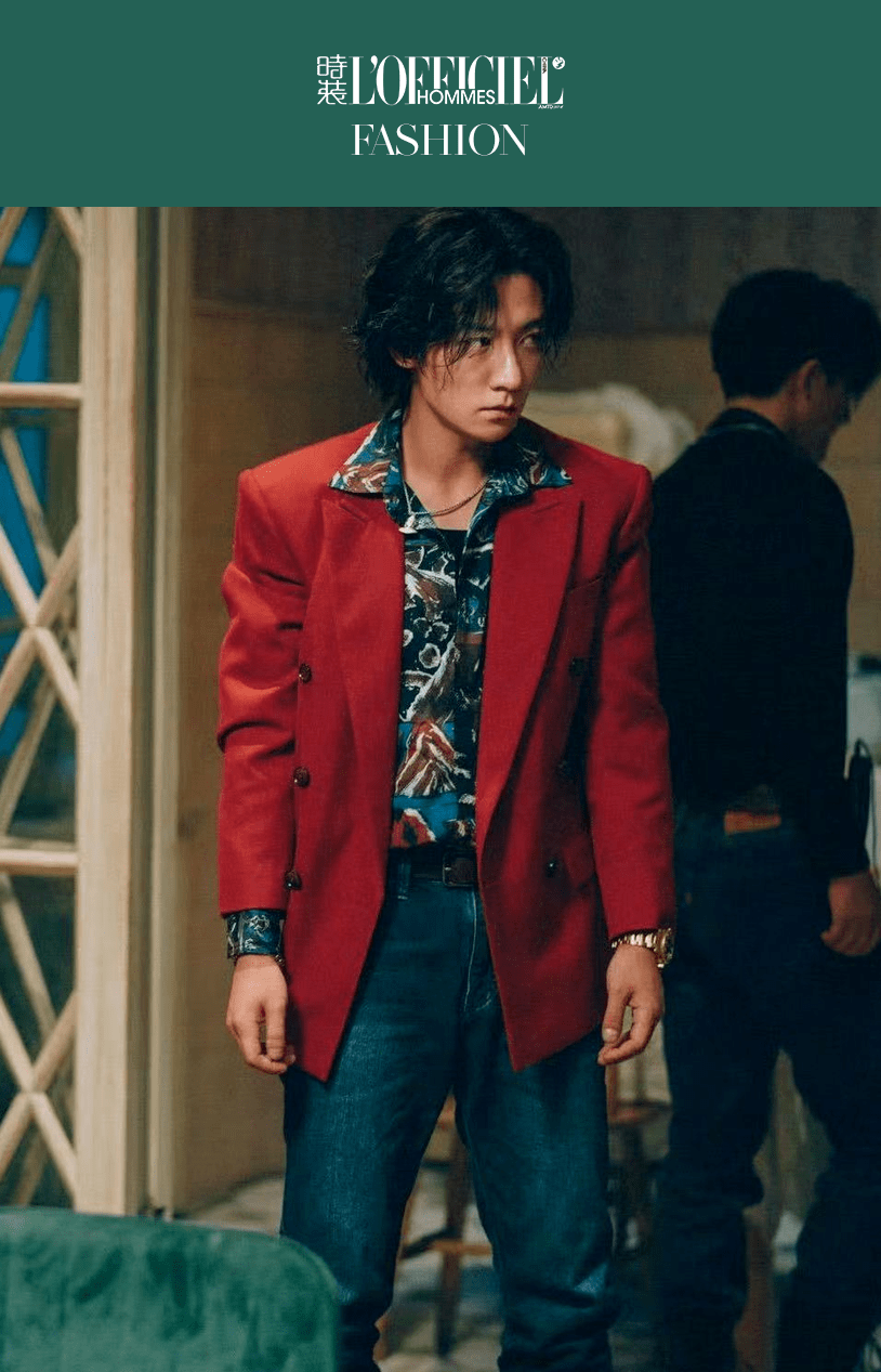 港风来袭！《莫斯科行动》真的掌握了复古穿搭密码_搜狐网, image size:814x1267