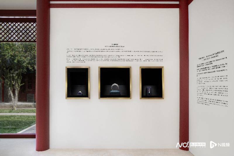 ������ȫ�¸߼��鱦չ�ڱ������������У�չ��380�����Ʒ