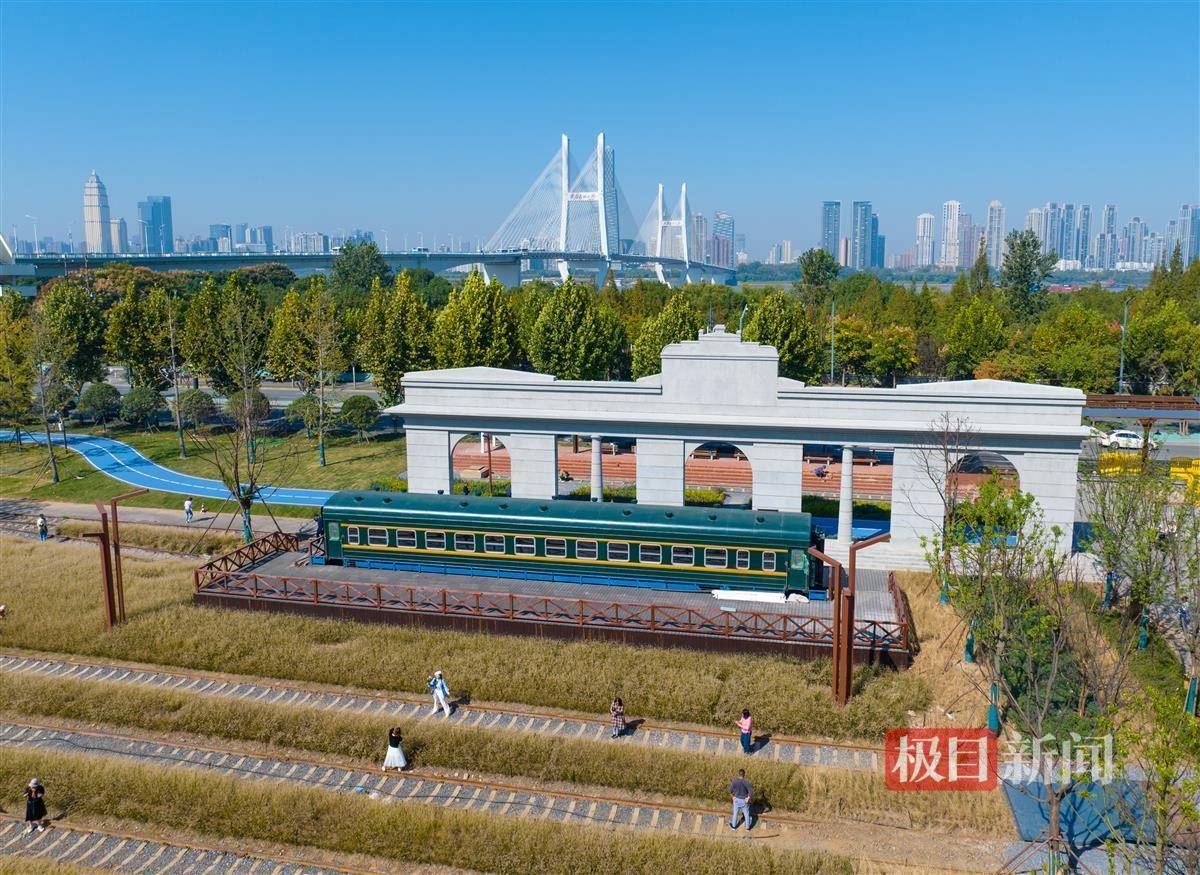 四美塘铁路遗址文化公园成为武汉设计双年展主展区_武昌_作品_市民