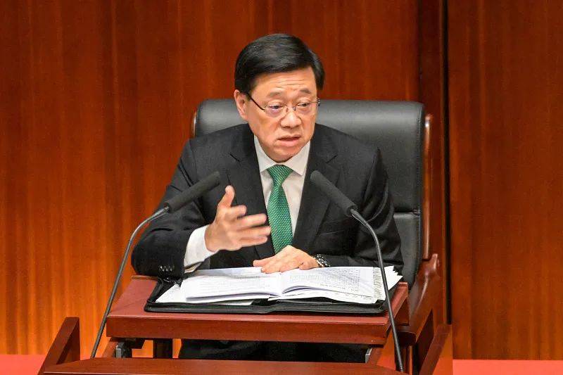 李家超施政报告短长策：香港力促经济重现正增长 相关 政府 股票印花税