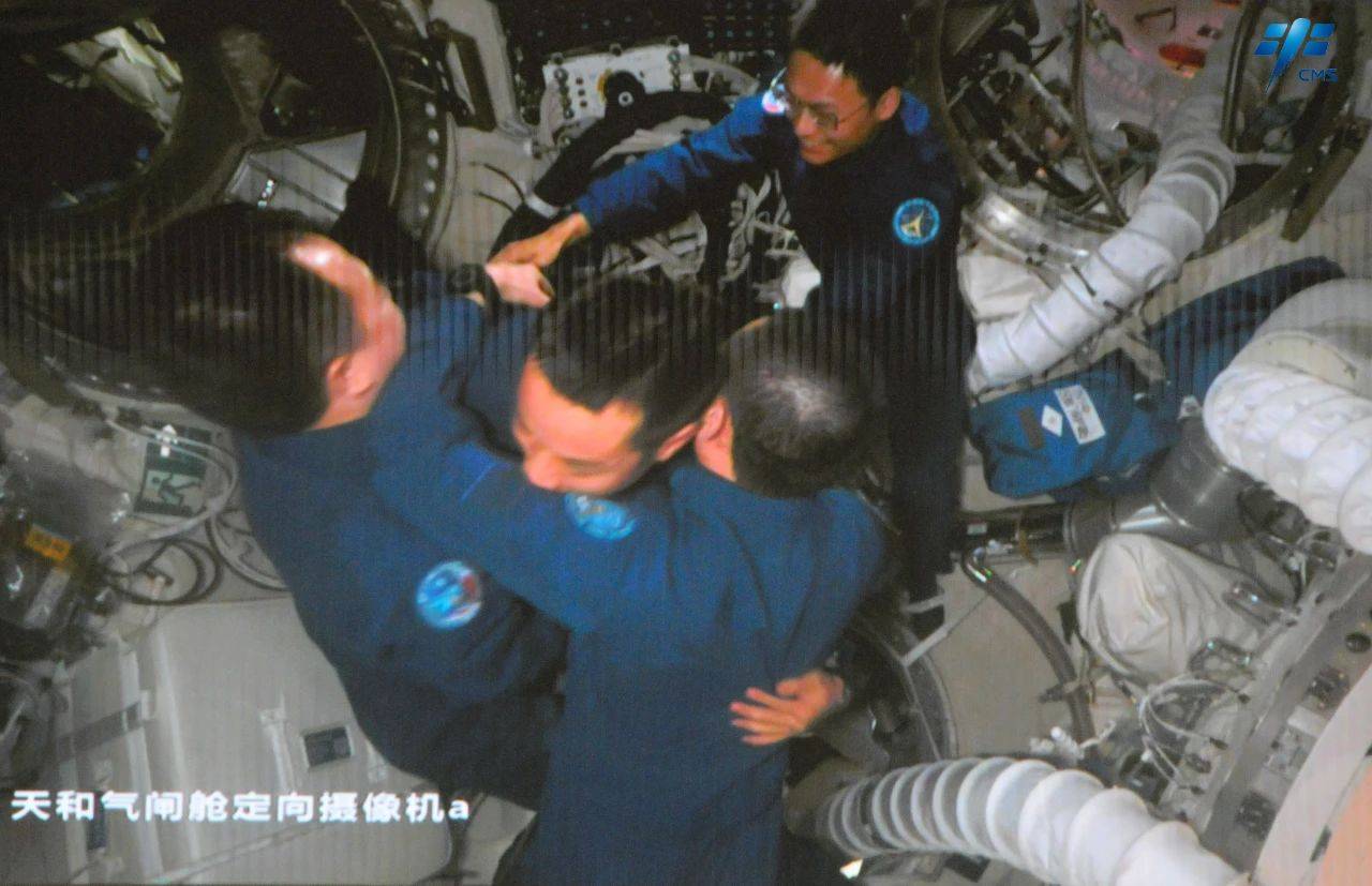 中国空间站太空交班计划公布：神舟十六、十七号10-11月喜相逢