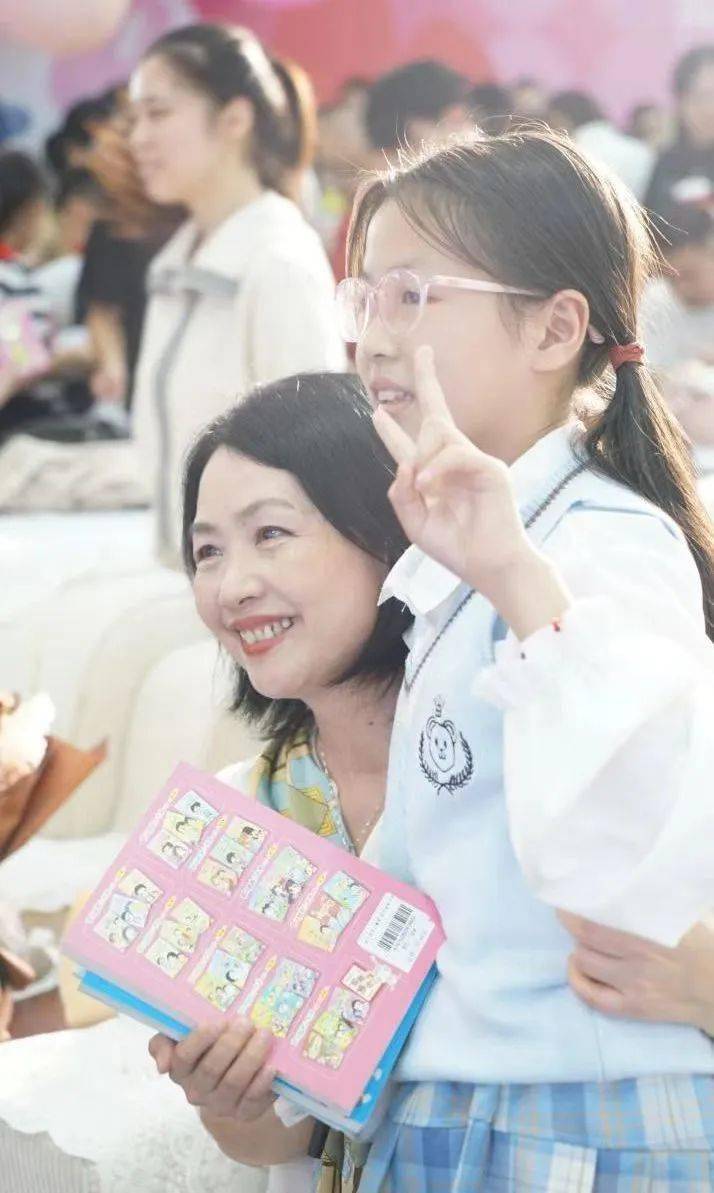 我和书的故事:伍美珍,郁雨君对谈活动在黄山书市举行_写作_成长_创作