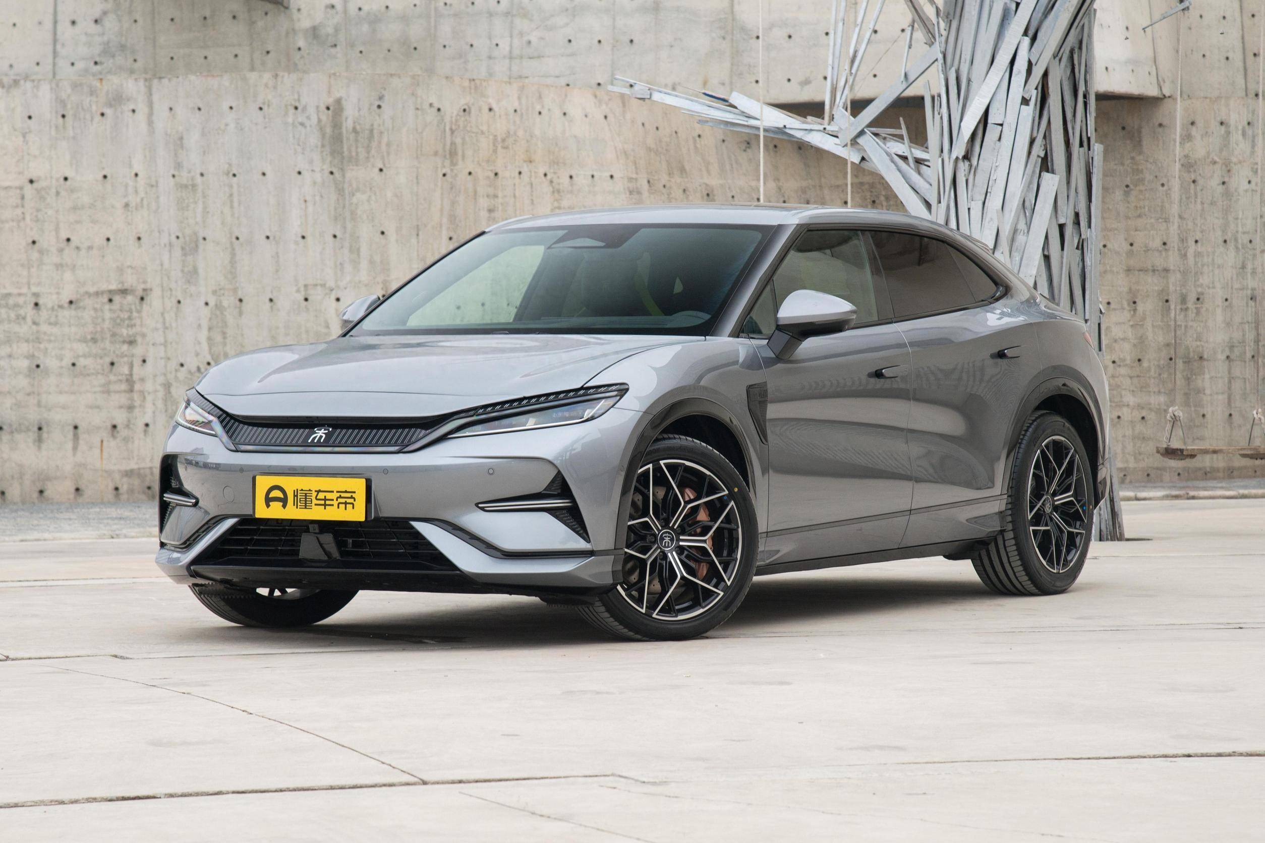 解析比亚迪宋l,中型纯电轿跑suv,既酷炫又实用,会被接受吗?