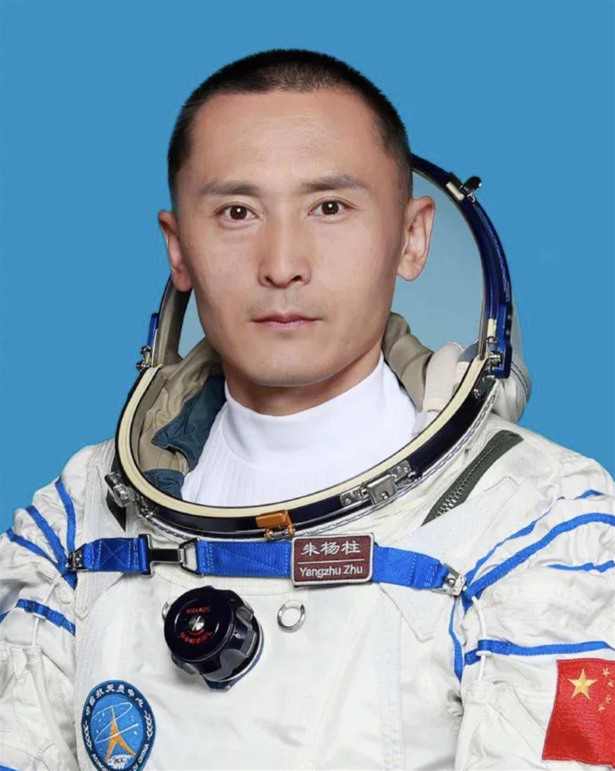 国内首位航天飞行工程师朱杨柱返回地球,父亲:期待儿子调养好身体后再
