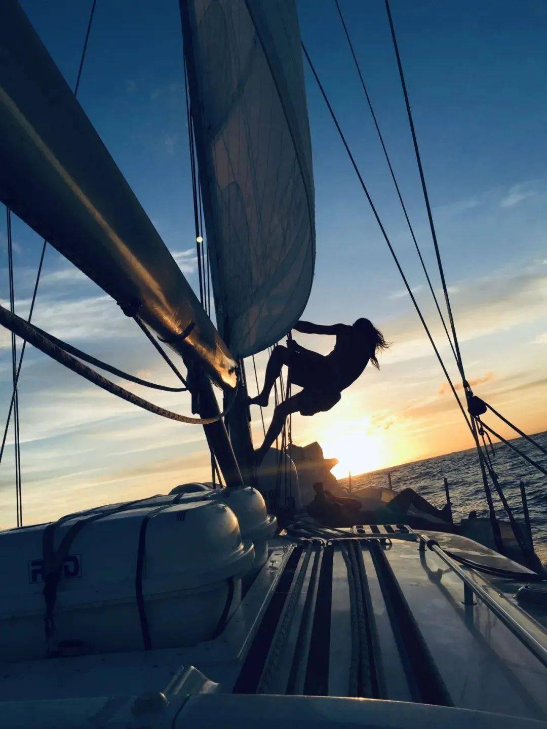 中国帆船环球航海第一人翟墨 一直有个最大的心愿_航行_大海_小时候