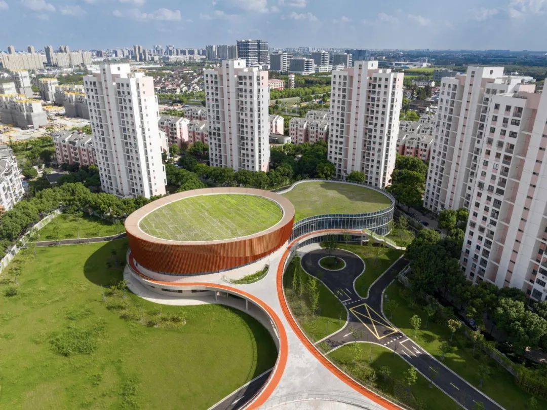 上海三林懿德社区文体中心:镶嵌在社区当中的一站式"体育 "公园_项目