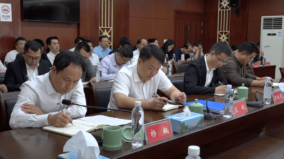 何德波讲专题党课:新思想指引新实践 新作为开启新征程 全面推动江永