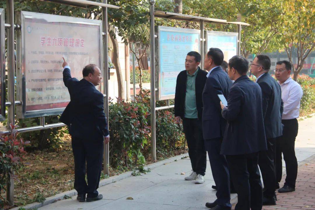 博采众长行致远 互学共研话未来 | 国开一中迎接安徽省临泉县泉峰中学