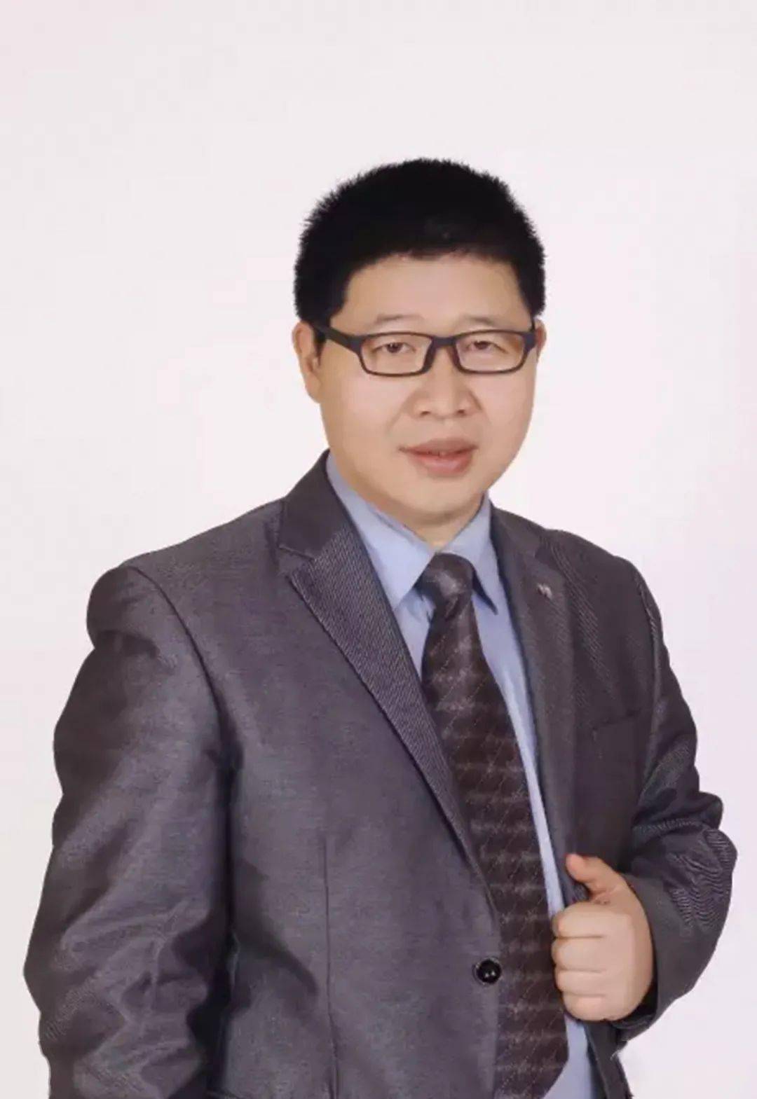 吕国博士最后吕国博士对我国铁资源未来发展的展望进