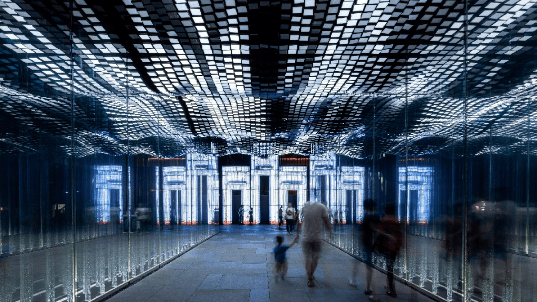 这里曾经是成都的原纸箱厂和纺织厂旧址,原国税局及家属楼等.