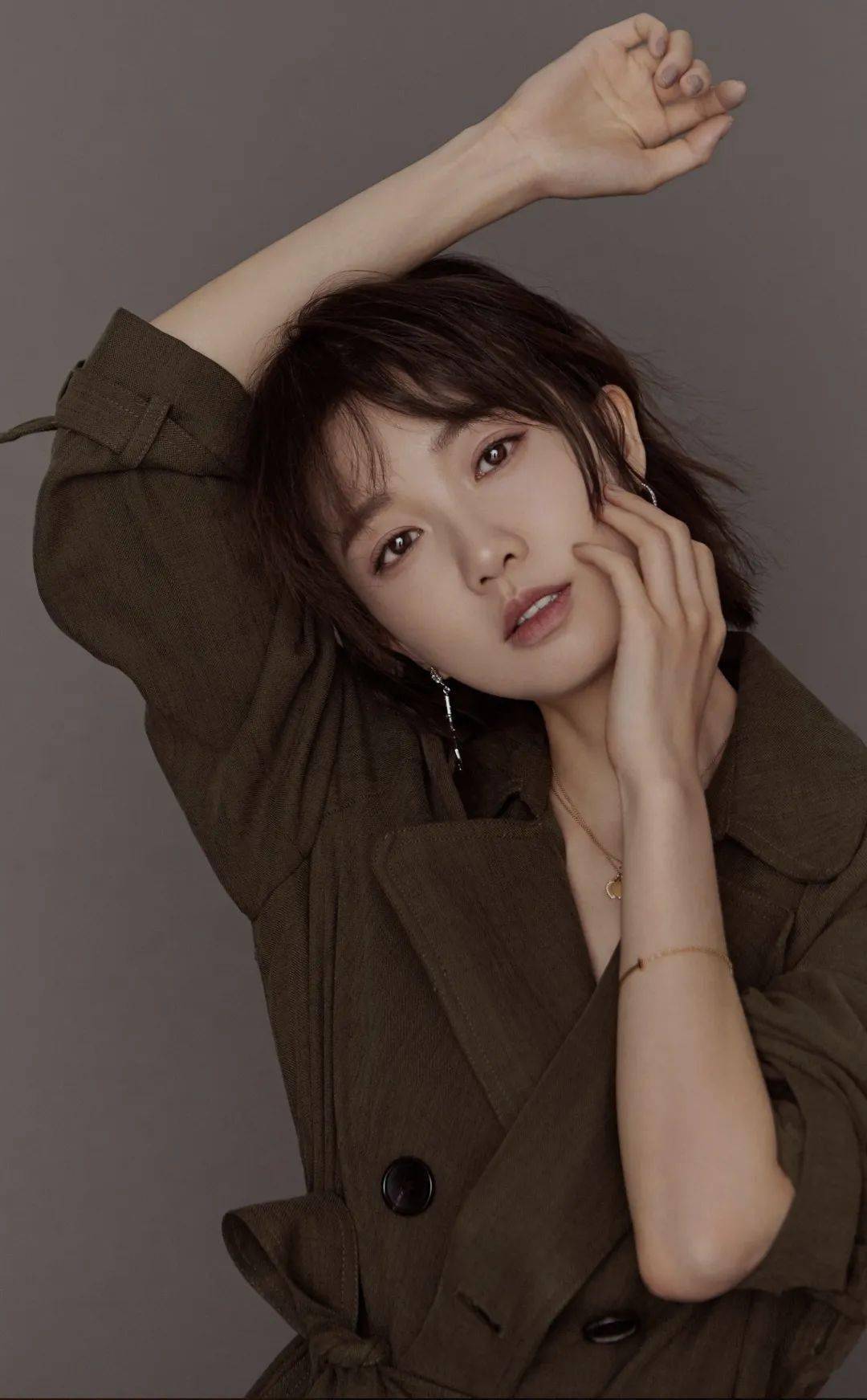 女演员主持人影视代表作影视代表作:2023剧集《我们的翻译官》饰 佟欣