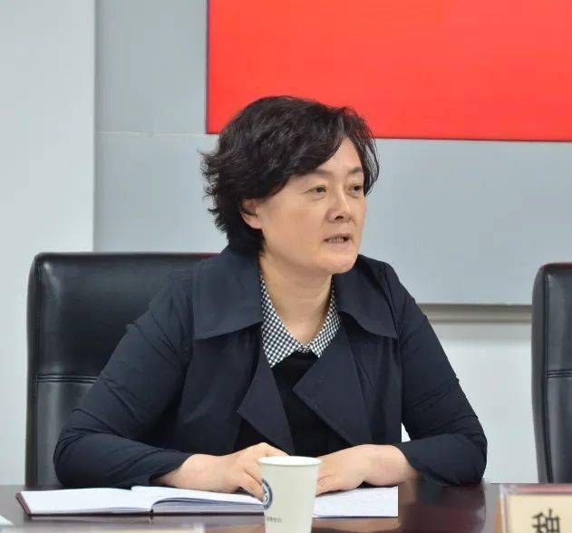 市信访局督查专员魏红媛会前,市政府副秘书长,信访局局长王晓松带领