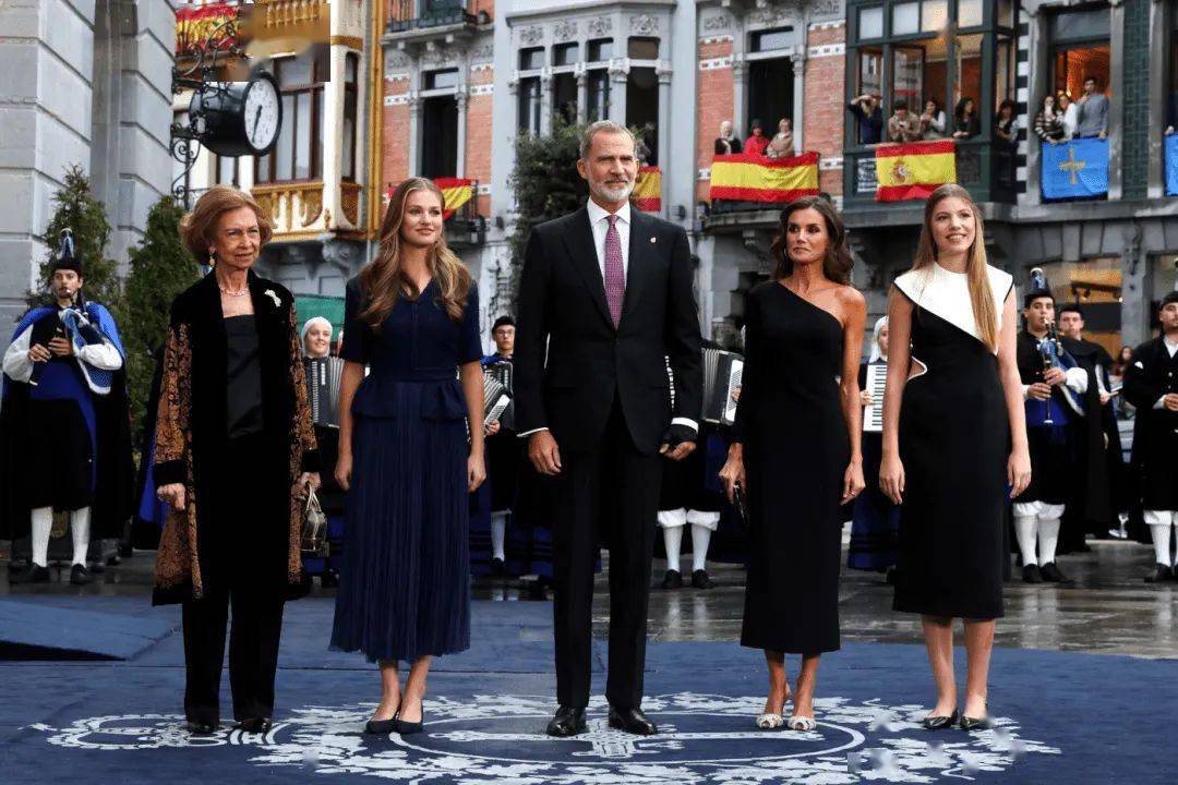 前几天,西班牙的坎波阿莫尔剧院举办了一年一度的"阿斯图里亚斯公主奖