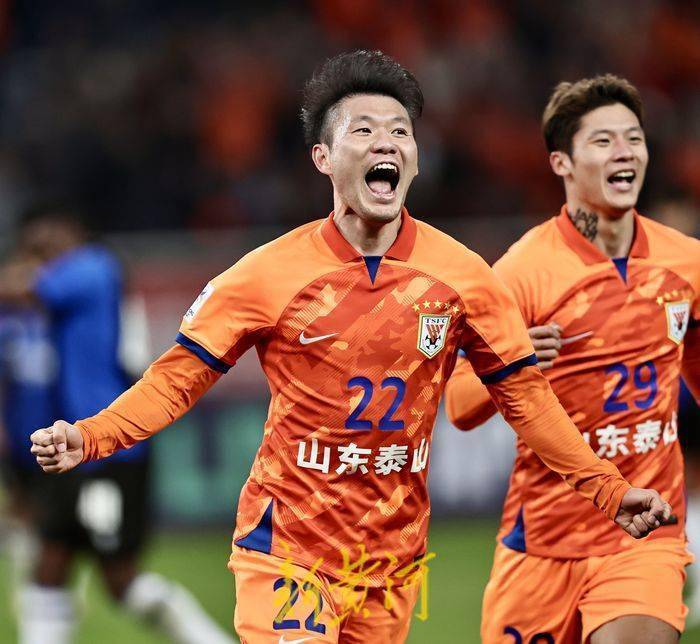 亚冠小组赛第四轮:主场3:1取胜,泰山队双杀仁川联_克雷桑_比赛_禁区