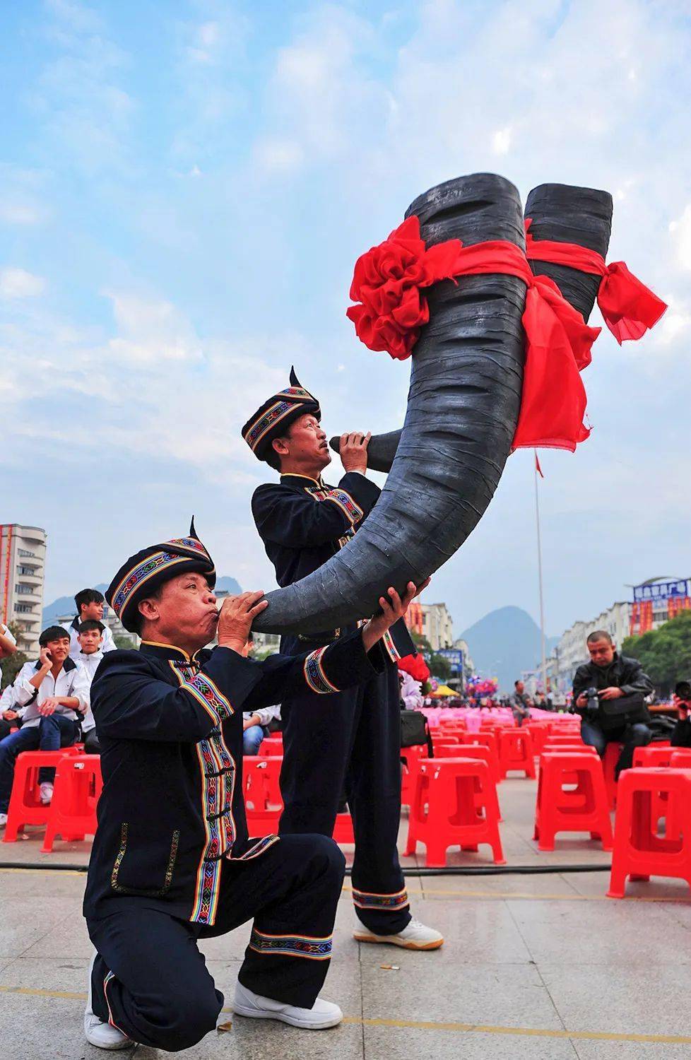 么佬族图片