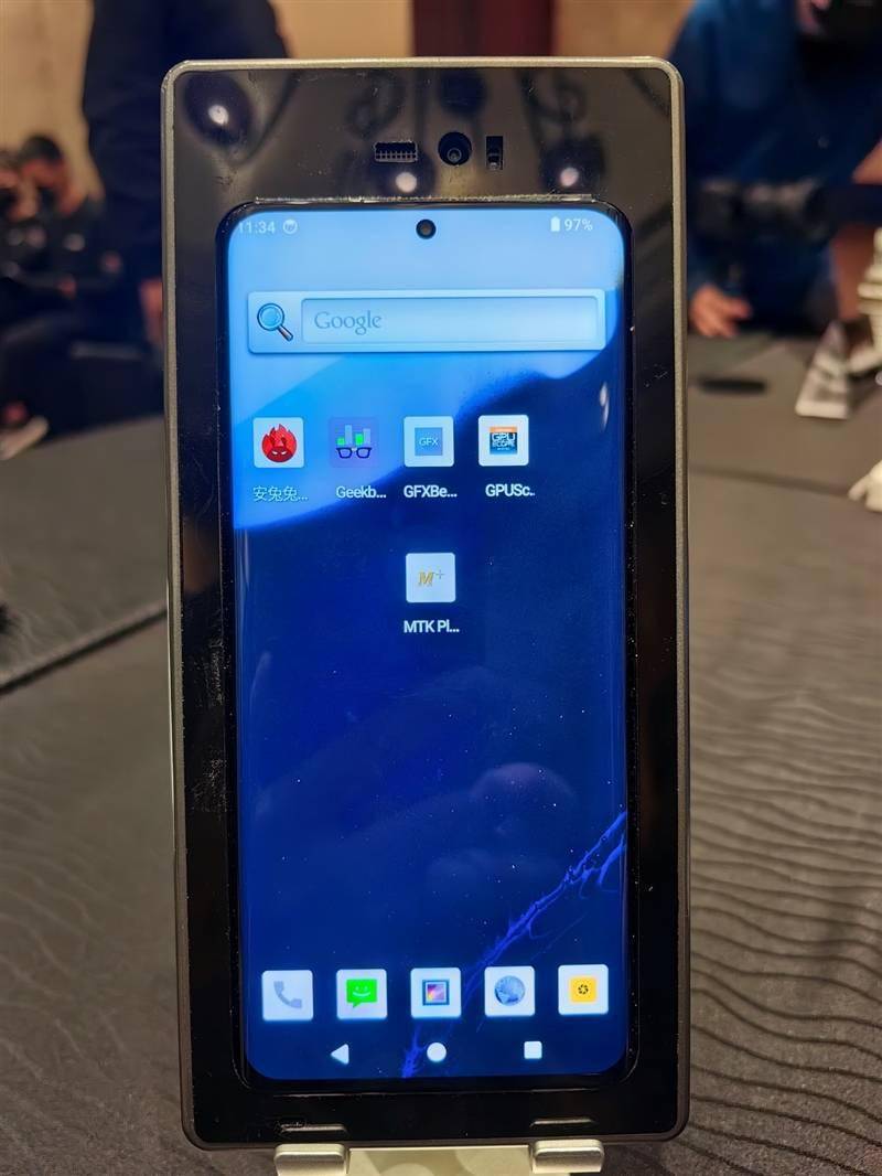 联发科天玑9300全球首发评测：全大核猛如虎！GPU/AI双惊喜(图8)