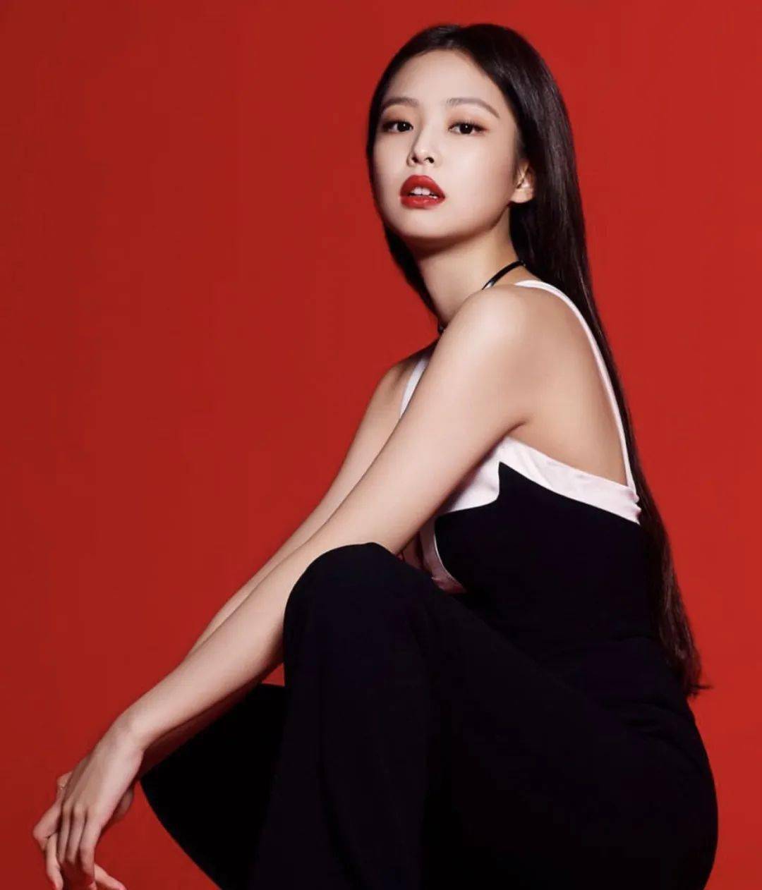 太震撼了,真正的圣诞女王来了!_jennie_金智妮_单曲