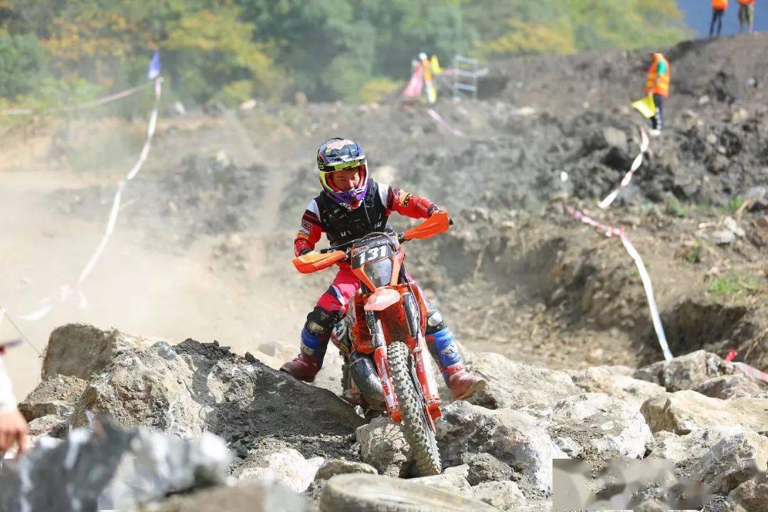 攀岩 越野摩托,2023贵州紫云山地户外运动大会太炫_进行_比赛_摩托车