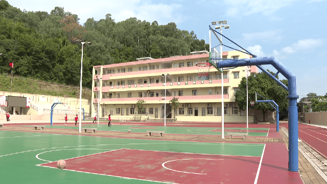 学校,目前成员学校有荔城街第三中学,增城区华侨中学,荔城街荔景中学