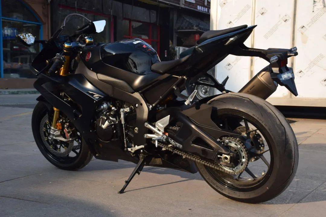 本田cbr 1000rr-r sp.全新现车现手续一台.快来下单吧.手慢拍大腿!