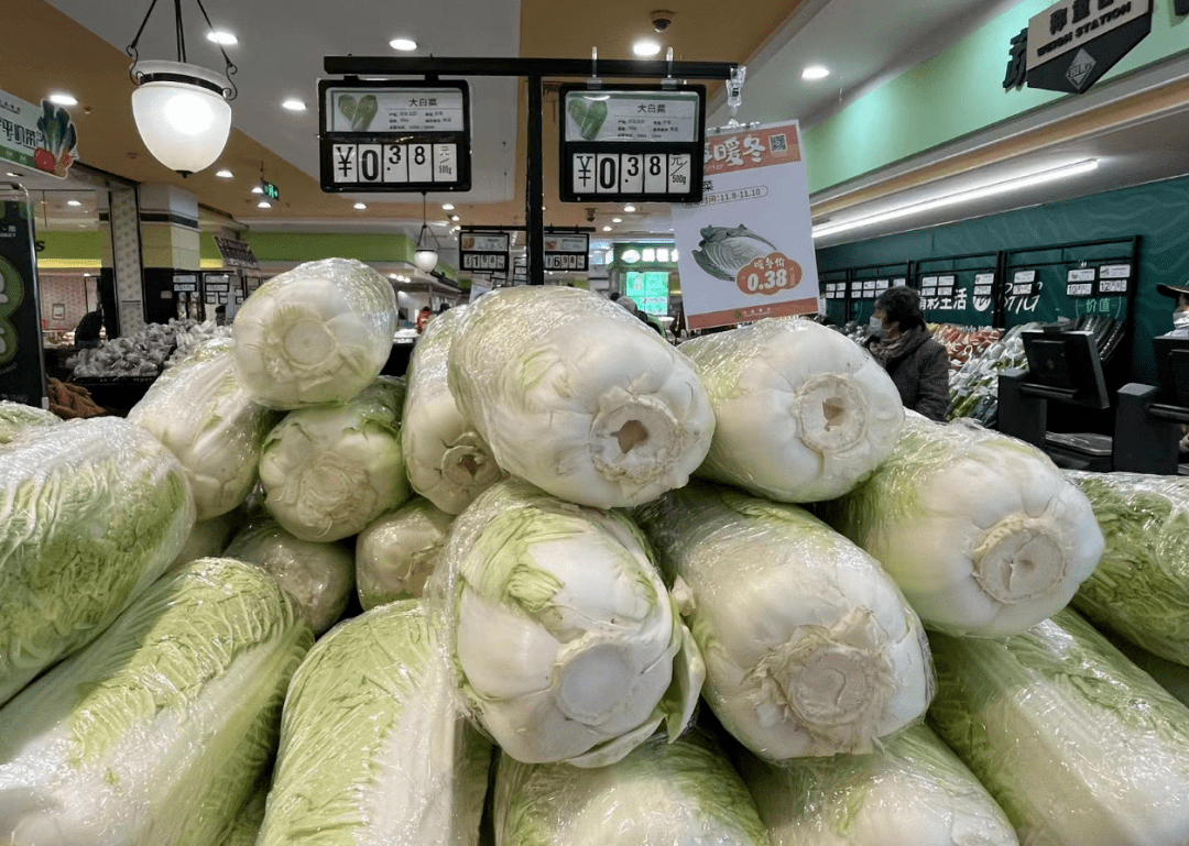 看看顺义这种蔬菜价格跌成啥样了_大白菜_售价_生活