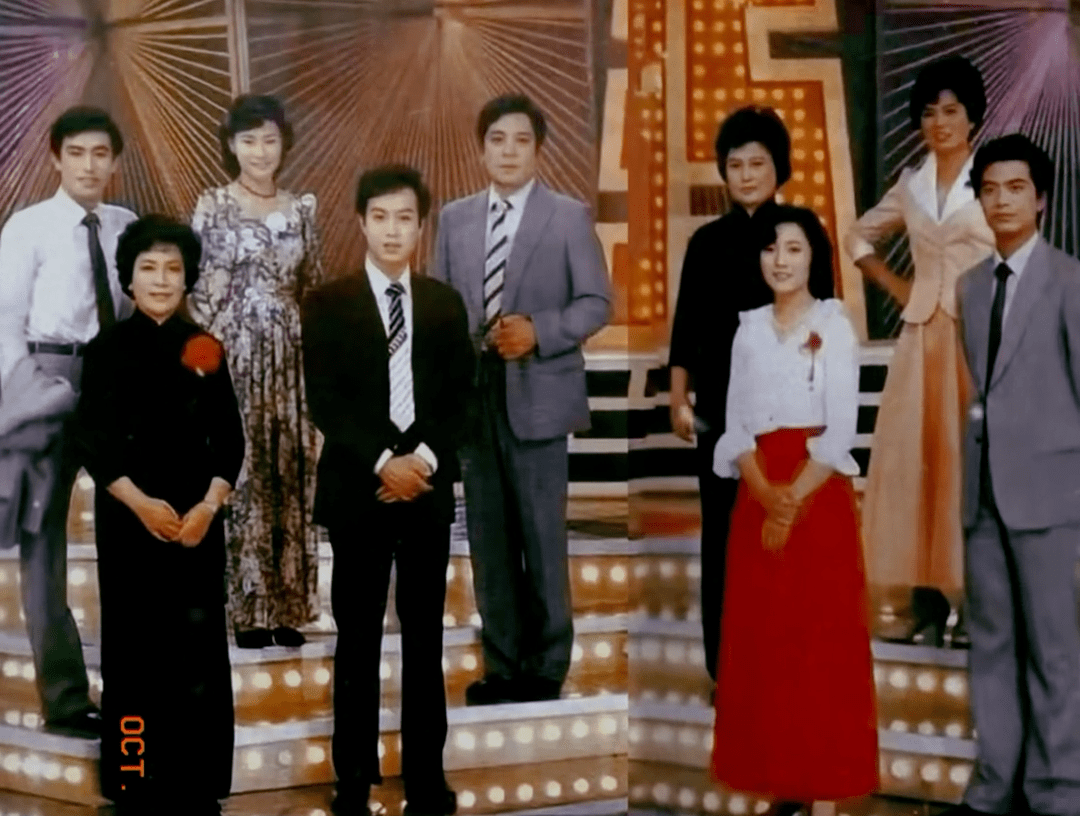 张宏民还分享了一组各位年轻时候的合影,彼时他们都非常年轻,英姿勃发