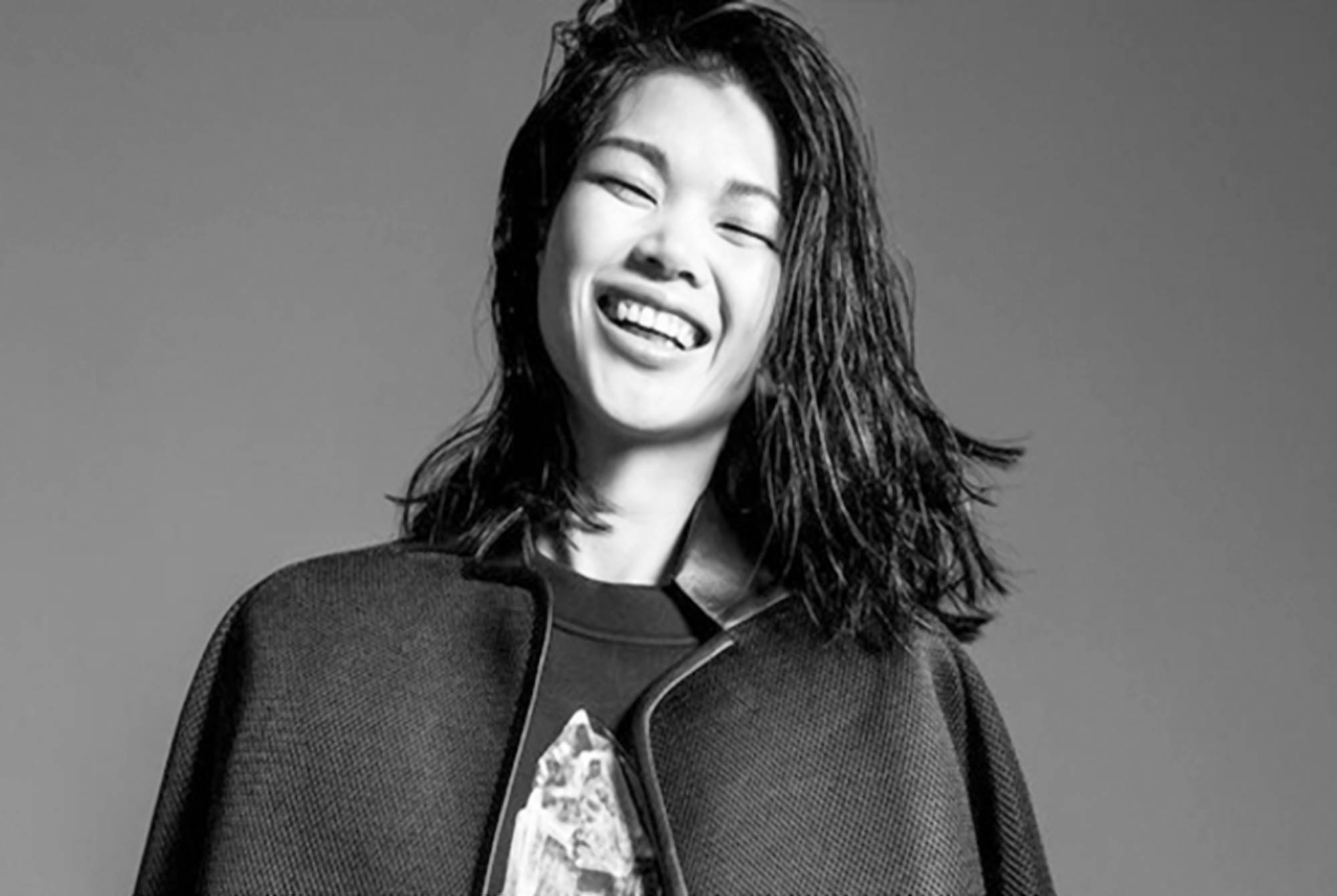 超模吕燕:长相不佳却嫁给法国贵族,吐槽国人不勤劳,被网友怒怼_参赛